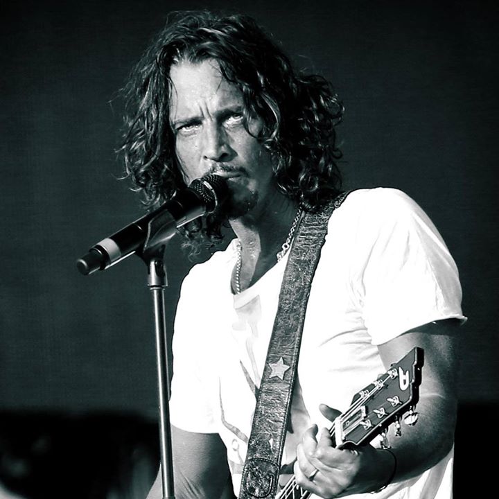 Chris Cornell white Shirt